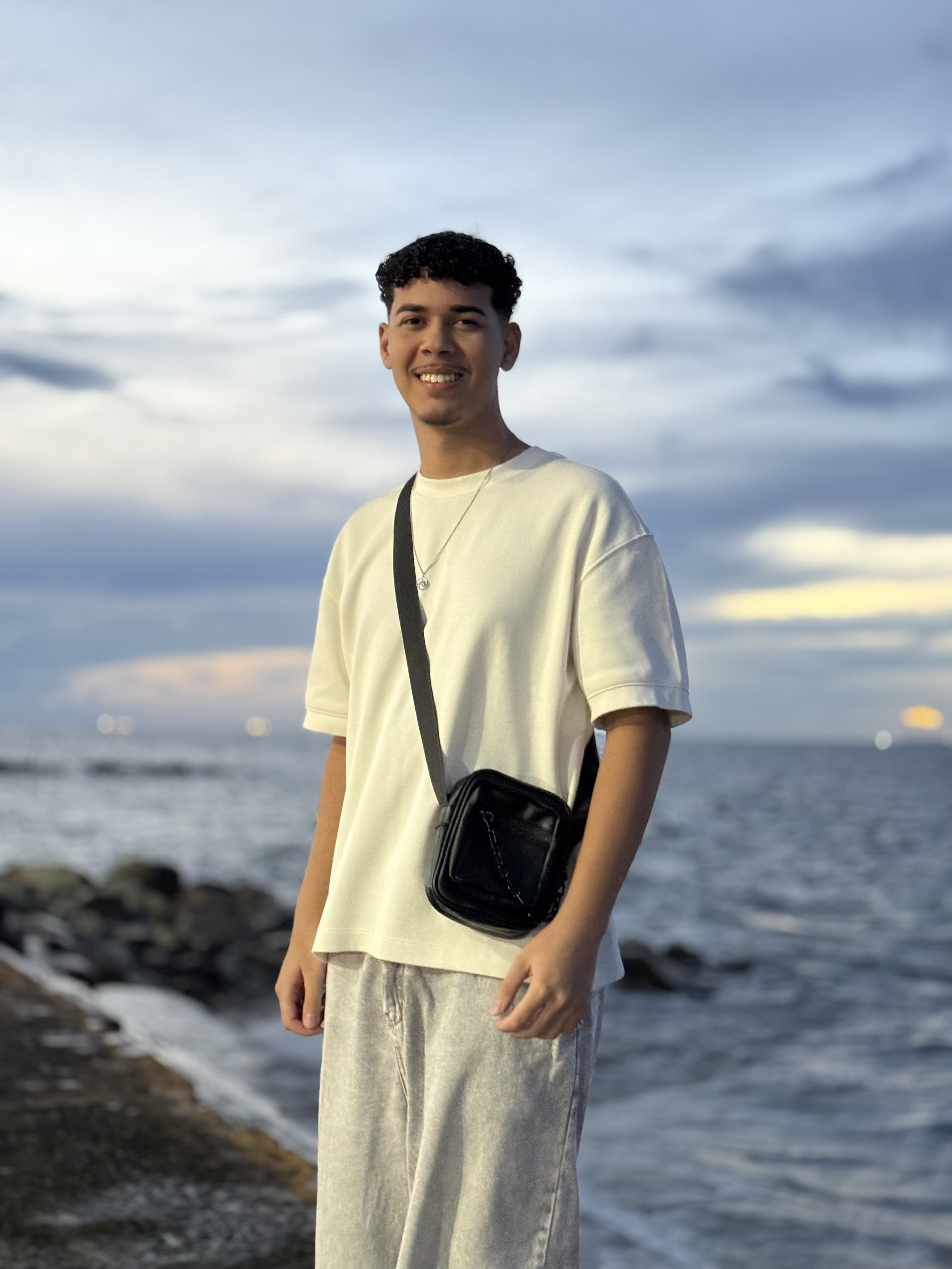 Felipe Oliveira, Teki